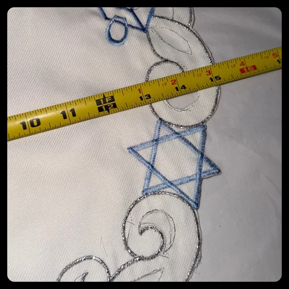 Hanukkah Table Placemat Set of 5 White Blue Silver Embroidered Judaica